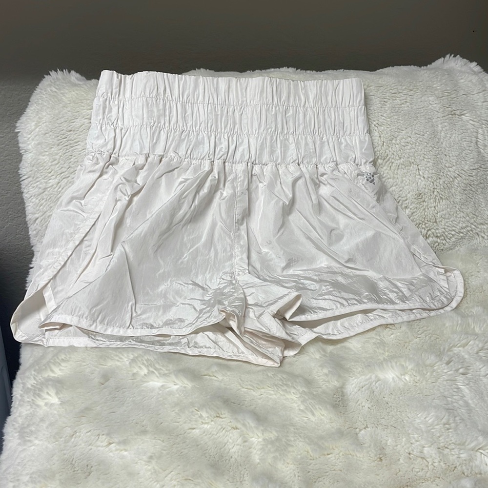 To movement women’s shorts